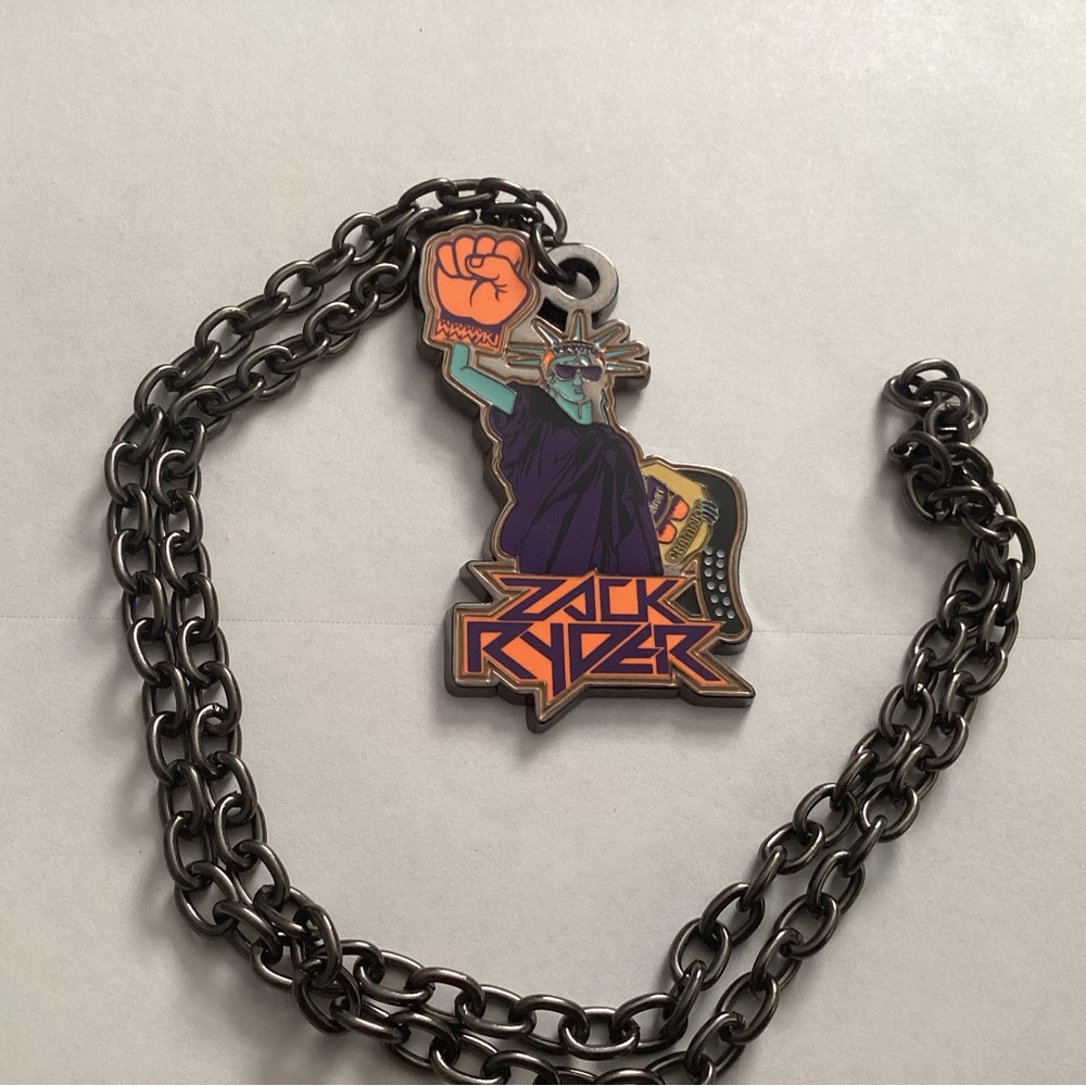 WWE Authentic Zack Ryder Statue of Liberty Chain Pendant Necklace Matt Cardona